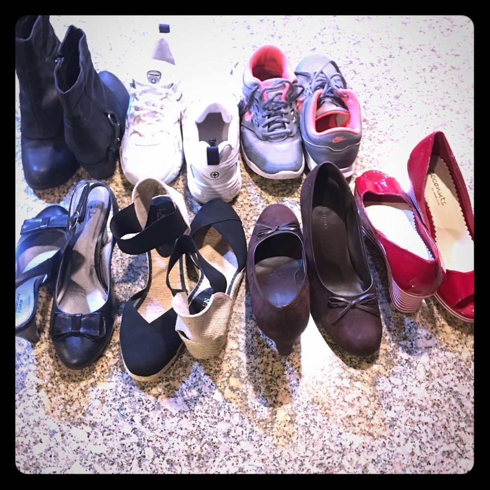 LABOR DAY ONLY 👠8 PAIRS  OF 8  1/2  ALL EUC